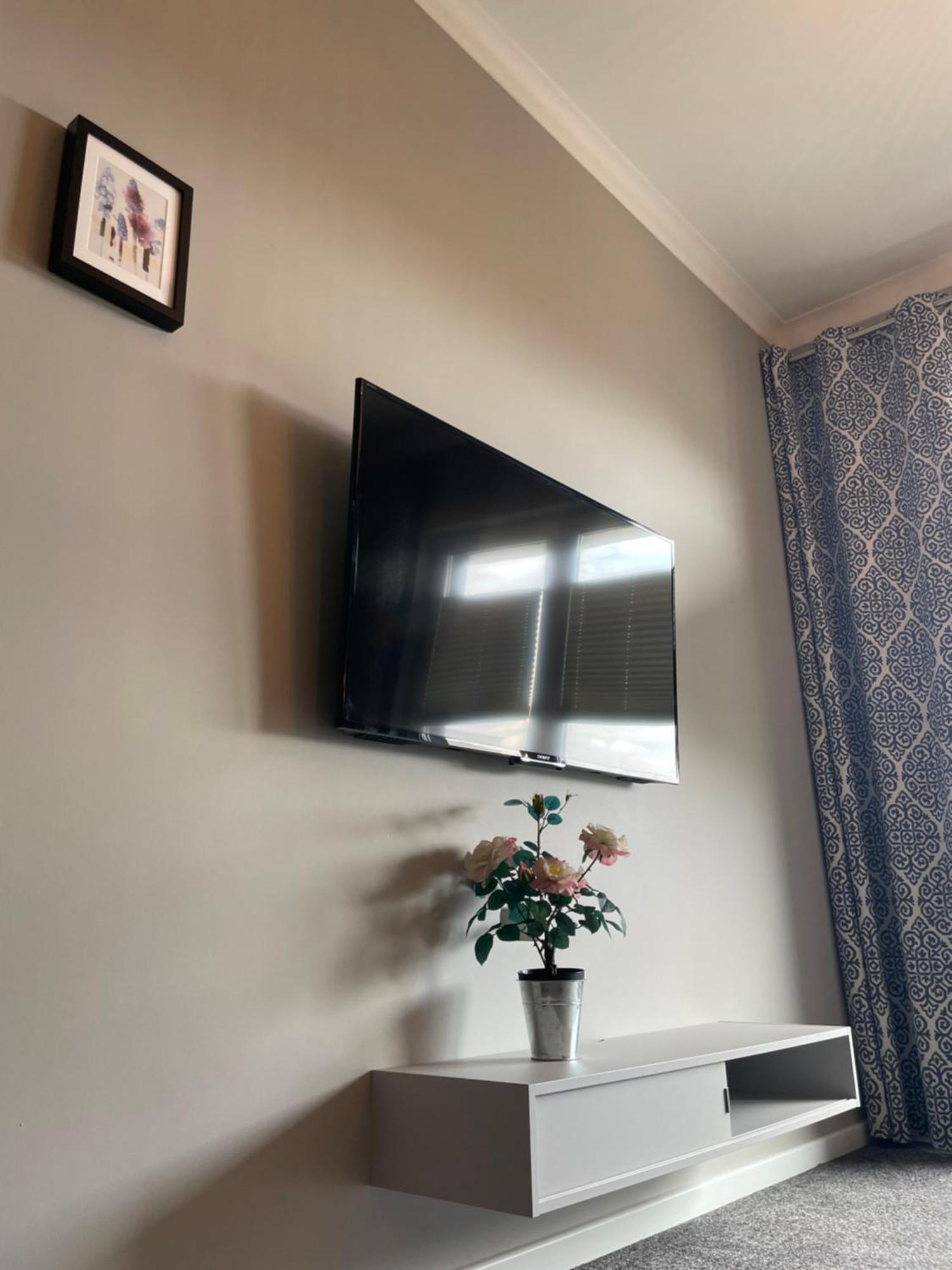 Appartamento Uroczy Apartament Łódź Esterno foto